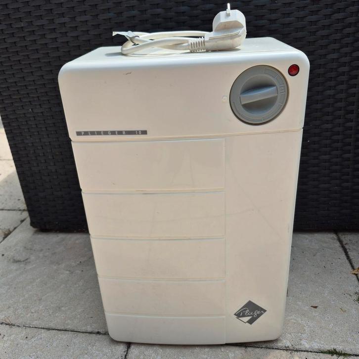 Plieger 10 ltr, Doe-het-zelf en Verbouw, Geisers en Boilers, Gebruikt, Boiler, Minder dan 20 liter, Ophalen of Verzenden