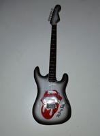 Minituurgitaar Rolling Stones 27cm, Ophalen of Verzenden, Zo goed als nieuw