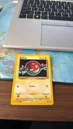 Voltorb pokemon kaart uit de legendairy collection 97/110, Ophalen of Verzenden, Zo goed als nieuw, Losse kaart