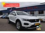 Volkswagen T-Roc 1.5 TSI Sport , PANORAMADAK , CLIMA , CR CO, 4 cilinders, 150 pk, Leder en Stof, Wit