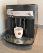 Delonghi Magnifica, Koffiemachine, Zo goed als nieuw, Afneembaar waterreservoir, Koffiebonen
