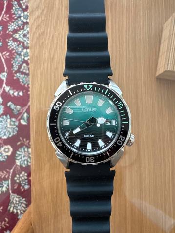 Lorus RH951RX9 Herenhorloge beschikbaar voor biedingen