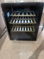 Klimaatkast onderbouw aeg, Witgoed en Apparatuur, Koelkasten en IJskasten, Ophalen, Zonder vriesvak, Minder dan 85 cm, 100 tot 150 liter