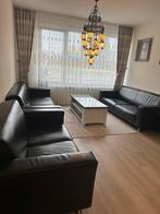 Zwart leren banken, 2 x 3 zits, mag apart verkocht worden., Huis en Inrichting, Ophalen of Verzenden, Zo goed als nieuw, Leer