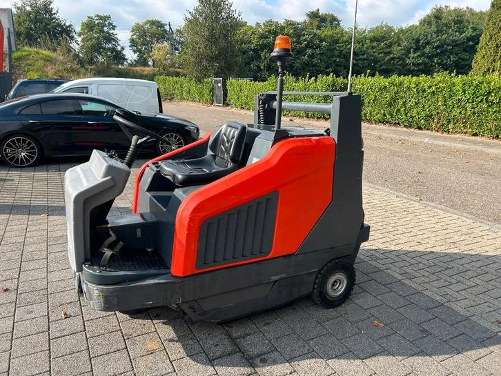 Hako Sweepmaster B1500 RB Elektro (bj 2016), Zakelijke goederen, Machines en Bouw | Onderhoud en Reiniging