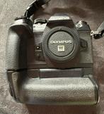 Olympus OM-D E-M1 Mark II body met HLD-9 grip, Ophalen of Verzenden, 1960 tot 1980