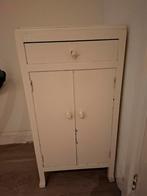 Brocante kastje, Ophalen