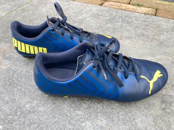 Puma voetbalschoenen maat 37 beschikbaar voor biedingen