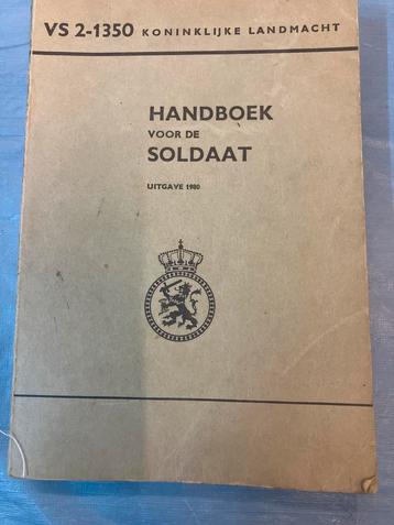 Handboek Landmacht 1980 - Soldaat beschikbaar voor biedingen