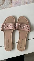 Leuke slippers met parels, Ophalen of Verzenden, Zo goed als nieuw, Roze