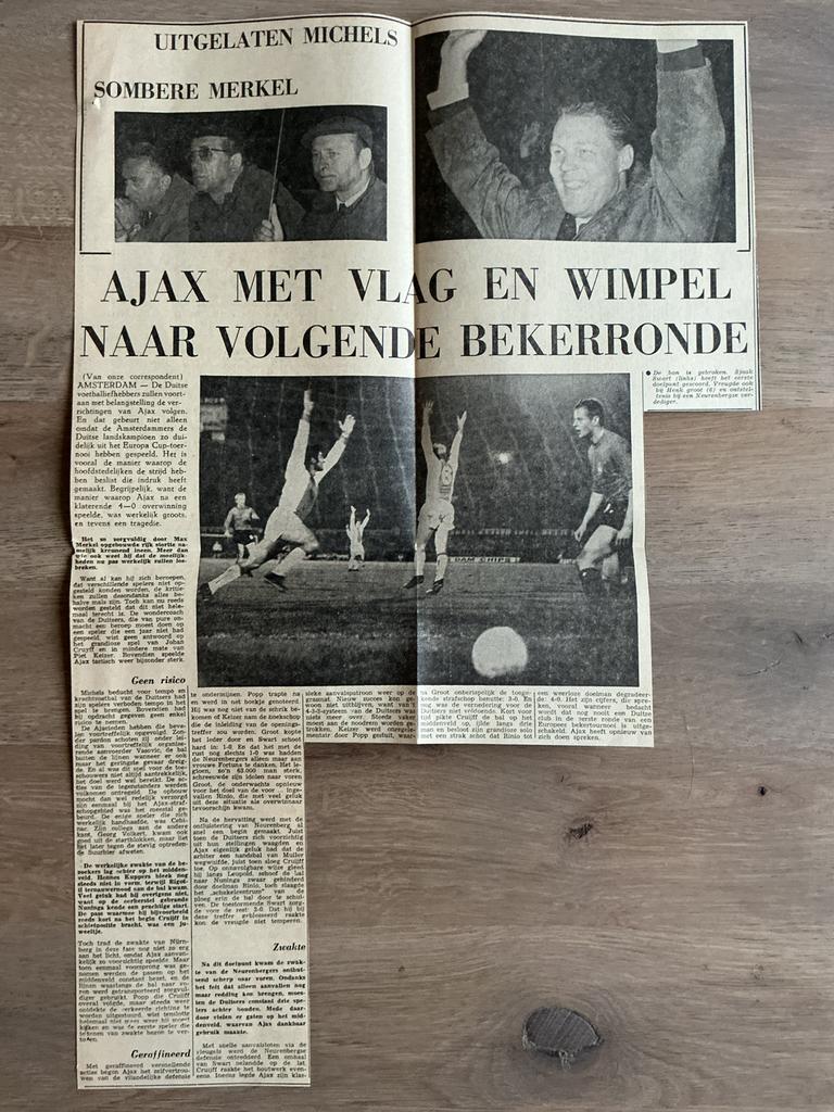 Voetbal krantenartikel Ajax FC Nürnberg okt 1968 Michels, Ophalen of Verzenden, 1960 tot 1980, Knipsel(s)