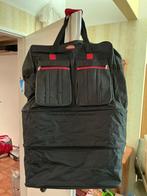 King size koffer, 2x uitklapbaar, met wielen, Ophalen of Verzenden, Zo goed als nieuw, Zacht kunststof, Wieltjes