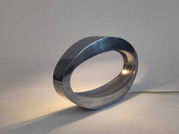 Vintage tafellamp Massive Berio ovale lamp metaal  beschikbaar voor biedingen
