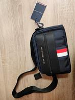 NIEUW: Tommy Hilfiger - camera bag - men -zwart/blauw, Ophalen of Verzenden, Nieuw, Blauw, Overige merken