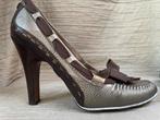 BCBG Max Azria pumps mt 37,5 BCBGMAXAZRIA, Kleding | Dames, Pumps, Bcbg, Ophalen of Verzenden, Zo goed als nieuw