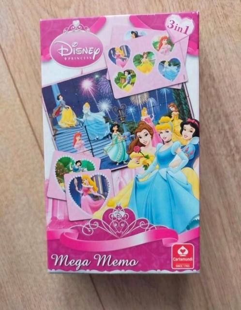 Zgan! 3 in 1 Disney Princess Mega Memo, Hobby en Vrije tijd, Gezelschapsspellen | Kaartspellen, Zo goed als nieuw, Ophalen of Verzenden