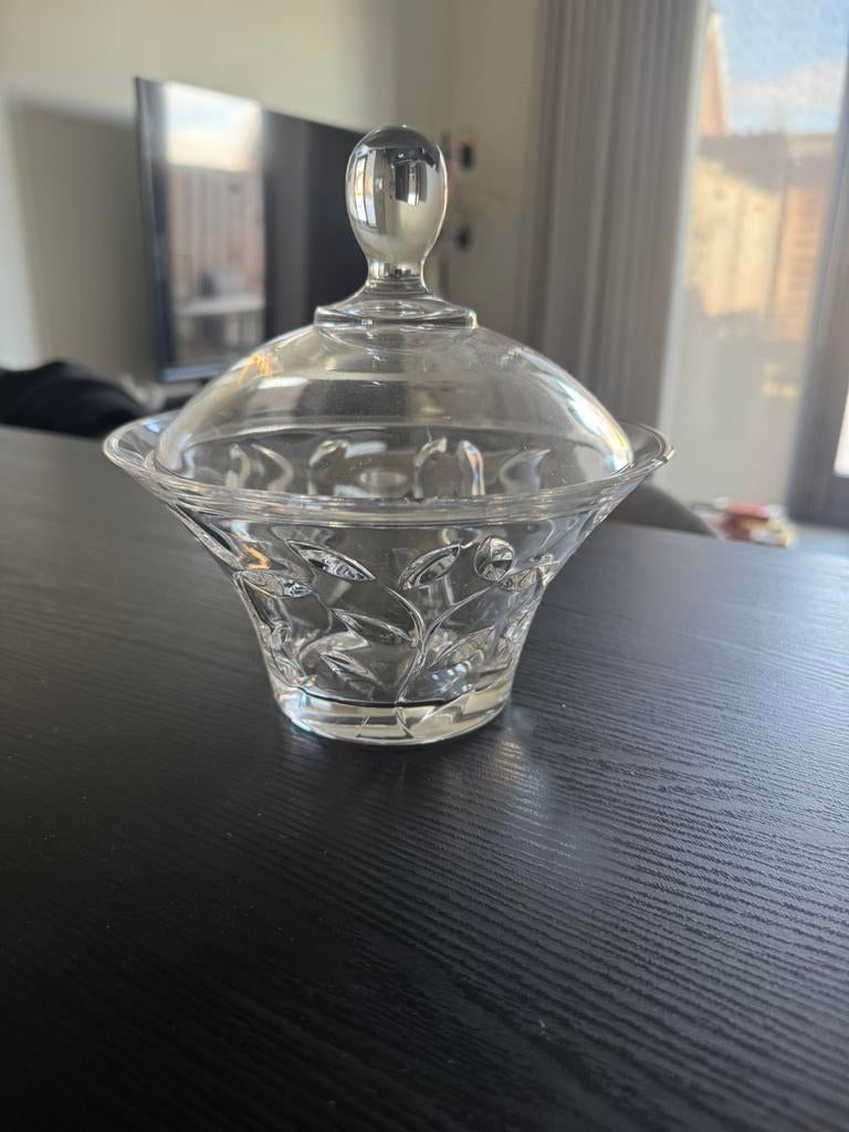 Bonbonnière met loodkristal 24%, Ophalen, Zo goed als nieuw