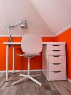 Ikea bureau met ladenblok, stoel en lamp., Ophalen of Verzenden, Zo goed als nieuw