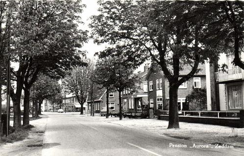 Pension Aurora, Zeddam - 1966 gelopen, Verzamelen, Ansichtkaarten | Nederland, Gelopen, Overijssel, 1960 tot 1980, Verzenden