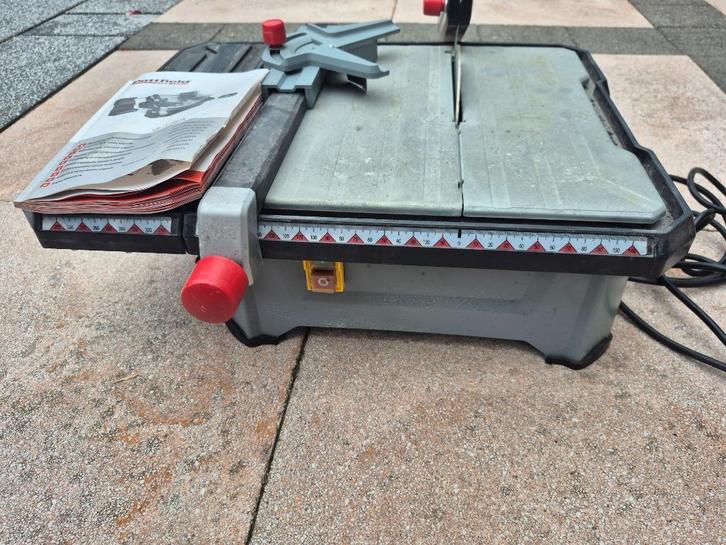 Tegelsnijder elektrisch, Doe-het-zelf en Verbouw, Gereedschap | Handgereedschap, Zo goed als nieuw, Ophalen
