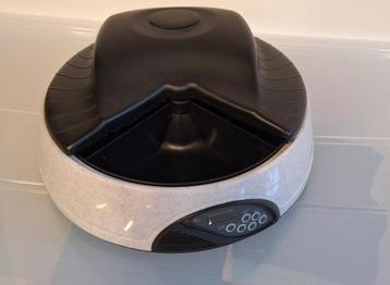 Trixie T3 automatische voer dispenser beschikbaar voor biedingen