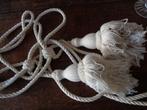 2 witte gordijnen klossen, Ophalen of Verzenden, Gebruikt, Wit