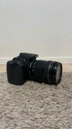 Canon EOS 650D + Externe Flitser, Audio, Tv en Foto, Fotografie | Flitsers, Ophalen of Verzenden, Gebruikt, Canon, Kantelbaar