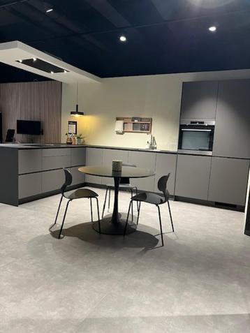 Keuken showmodel Prato grijs beschikbaar voor biedingen