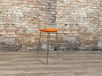 Cappellini Hi Pad Stool oranje bij TheReSales, 60 tot 90 cm, Ophalen of Verzenden, Zo goed als nieuw, 1 kruk