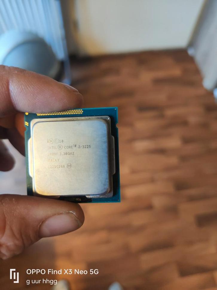 Intel Core i3-3225 cpu, Computers en Software, Processors, Gebruikt, 2-core, 3 tot 4 Ghz, Ophalen of Verzenden