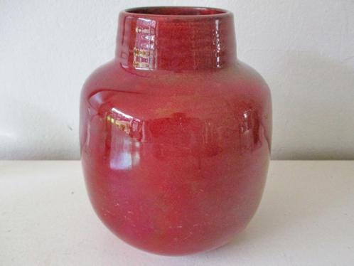 Meindert Zaalberg vaas met roze-rode glazuur fifties, Antiek en Kunst, Antiek | Keramiek en Aardewerk, Ophalen of Verzenden