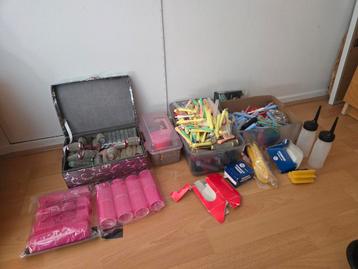 Diverse kappers benodigdheden  beschikbaar voor biedingen