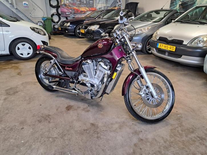 Suzuki intruder, Motoren, Motoren | Suzuki, Bedrijf, Chopper, meer dan 35 kW, 2 cilinders, Ophalen