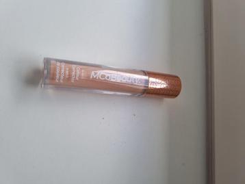 MCoBeauty 4-in-1 Colour Corrector  beschikbaar voor biedingen