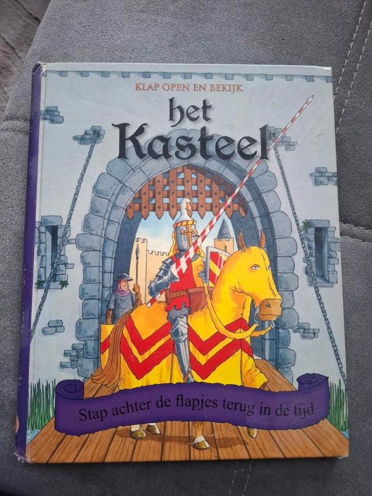 Het Kasteel - Klap Open en Bekijk!, Boeken, Kinderboeken | Baby's en Peuters, Gelezen, 3 tot 4 jaar, Uitklap-, Voel- of Ontdekboek