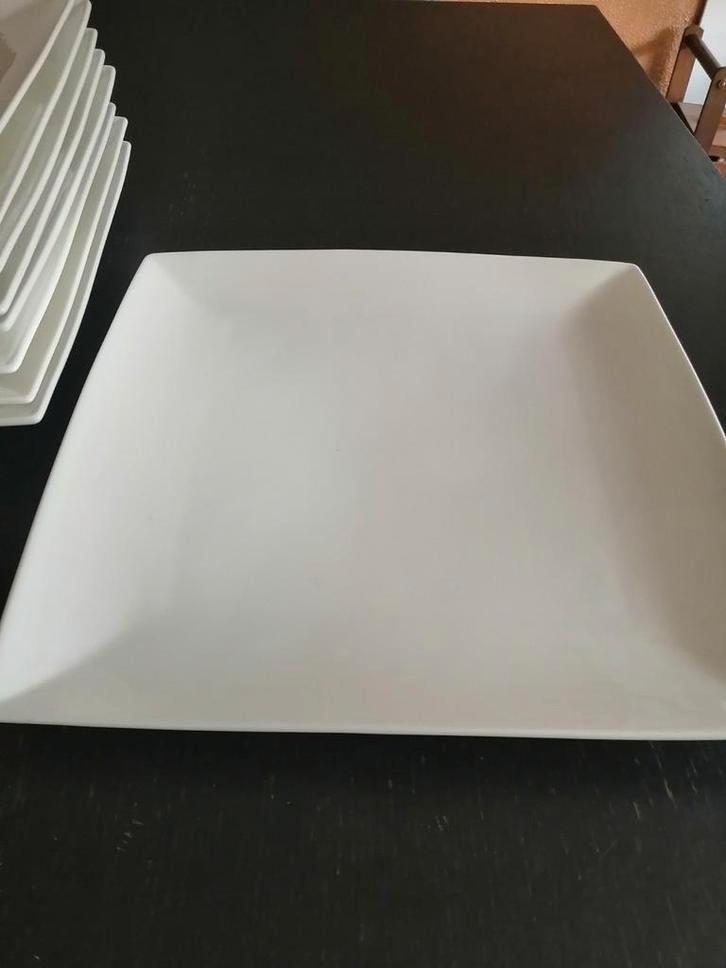 Yong  China platte borden vierkant servies, Huis en Inrichting, Keuken | Servies, Nieuw, Bord(en), Effen, Porselein, Ophalen