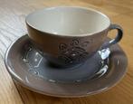 Kop en schotel cappuccino bruin grijs wit uit wereldwinkel, Huis en Inrichting, Nieuw, Ophalen of Verzenden, Overige stijlen, Kop(pen) en/of Schotel(s)