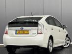 Toyota Prius 1.8 Plug-in Dynamic Business, Auto's, Euro 5, Zwart, Leder en Stof, Wit