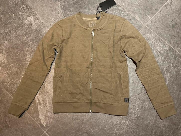NIEUW vest mt 146/152 levv (€50) b3, Kinderen en Baby's, Kinderkleding | Maat 146, Nieuw, Jongen, Trui of Vest, Ophalen of Verzenden