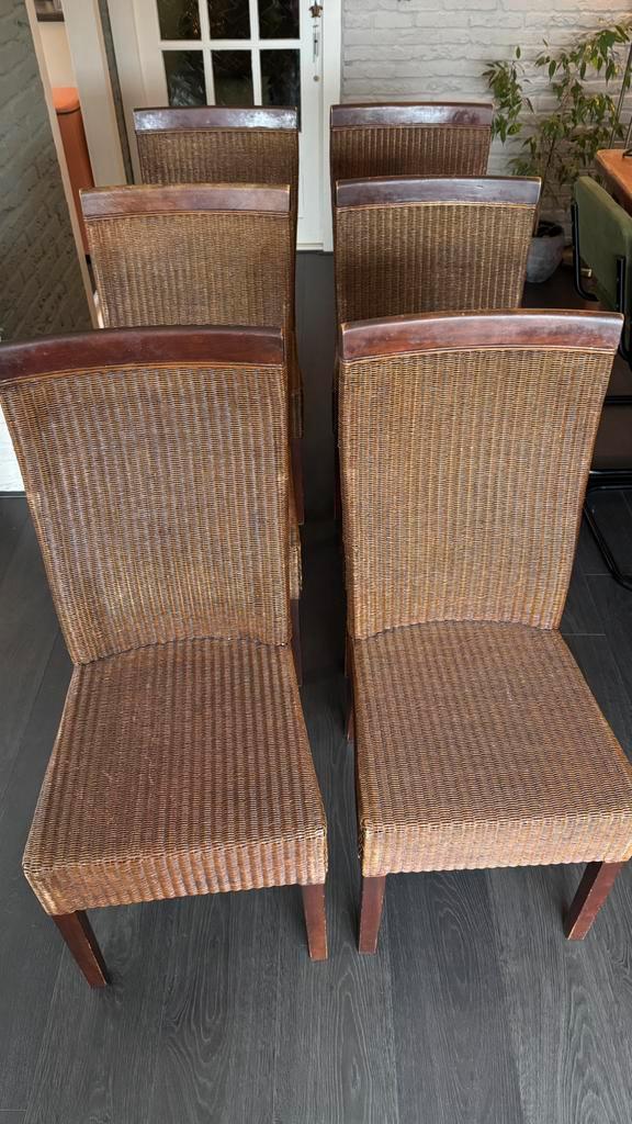 6x Lloyd Loom eetkamerstoelen met houten poten, Huis en Inrichting, Stoelen, Zo goed als nieuw, Bruin, Ophalen