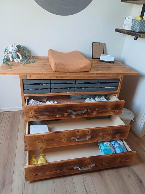 Commode voor eenling of tweeling, Kinderen en Baby's, Kinderkamer | Commodes en Kasten, Zo goed als nieuw, Commode, 90 tot 105 cm