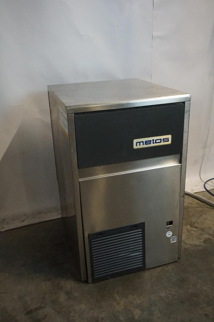 Defecte Metos ijsblokjesmachine CB425A-Q, Ophalen, Gebruikt