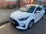 Toyota Yaris 1.5 Hybrid 116pk CVT 2021 Wit, Zwart, 450 kg, Wit, 1490 cc