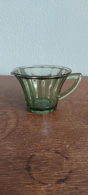 Neerlandia leerdam glas roomkannetje beschikbaar voor biedingen