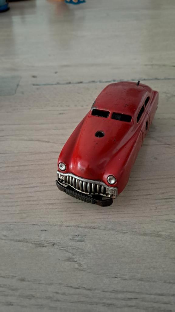 Vintage Schuco 3041 Rode Auto, Antiek en Kunst, Antiek | Speelgoed, Ophalen of Verzenden