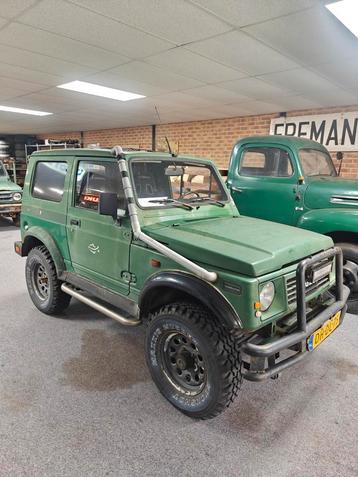 Zeer leuke Suzuki samurai metaltop  beschikbaar voor biedingen