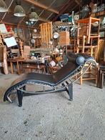Vintage LC4 Chaise Longue Replica - Le Corbusier replica, Gebruikt, Eenpersoons, Minder dan 75 cm, Ophalen of Verzenden