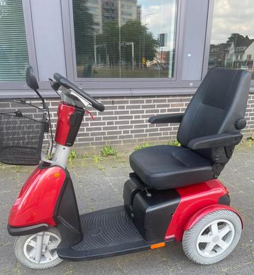 Scootmobiel trophy 6  van 1 ste eigenaar beschikbaar voor biedingen