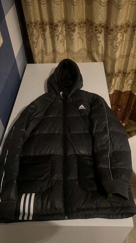 Adidas Jas - Gloed Nieuw - Maat 176 - Ophalen, Kleding | Heren, Jassen | Winter, Zo goed als nieuw, Overige maten, Grijs, Ophalen