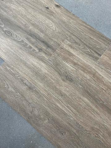 anti-slip vloertegel 20x120cm 50,4m² beschikbaar voor biedingen